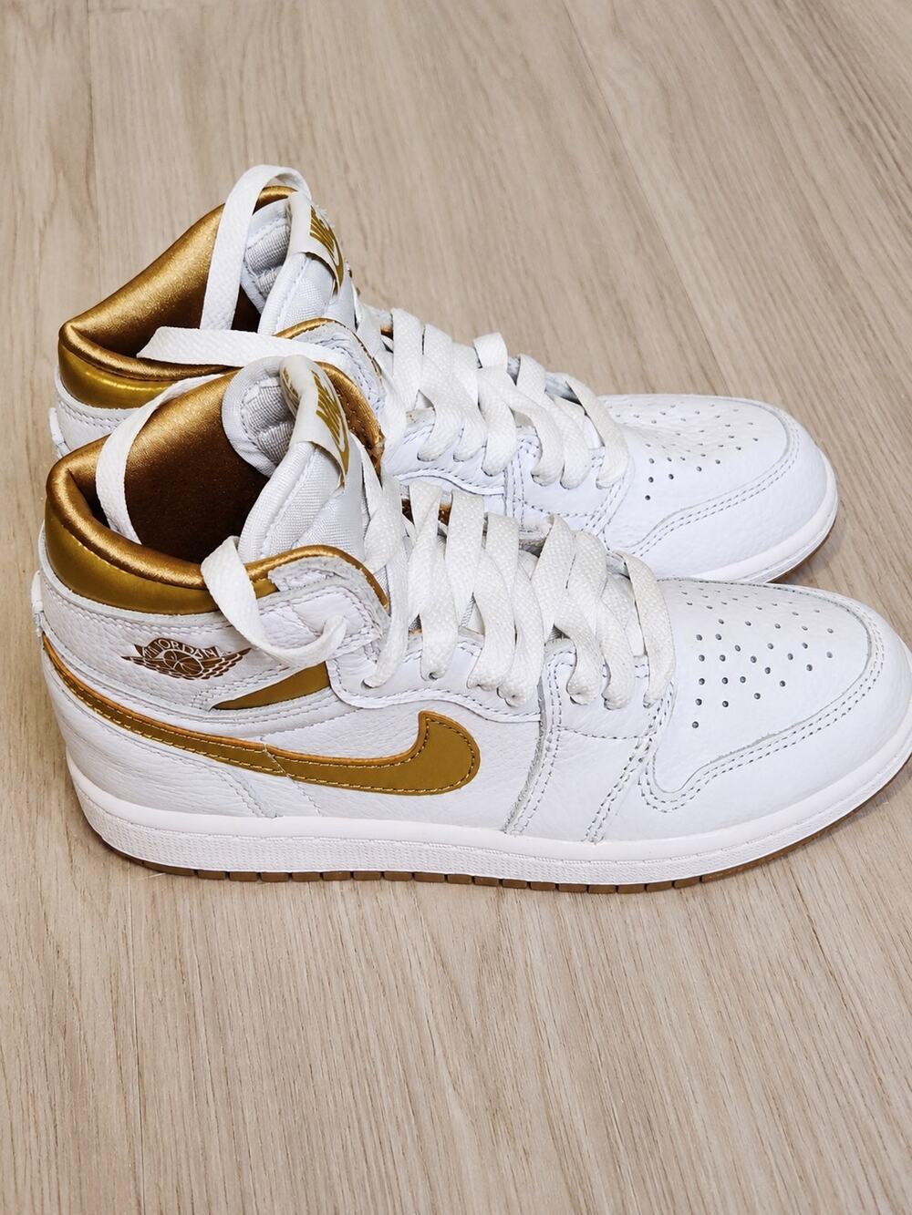 Air Jordan 1 Retro High OG Metallic Gold Kids Youth 1Y FD2597-107